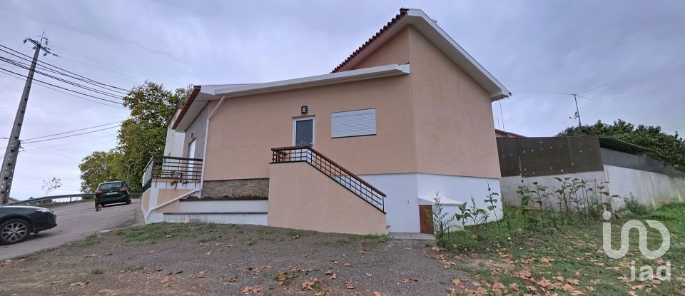 Moradia T2 em Beduído e Veiros de 80 m²