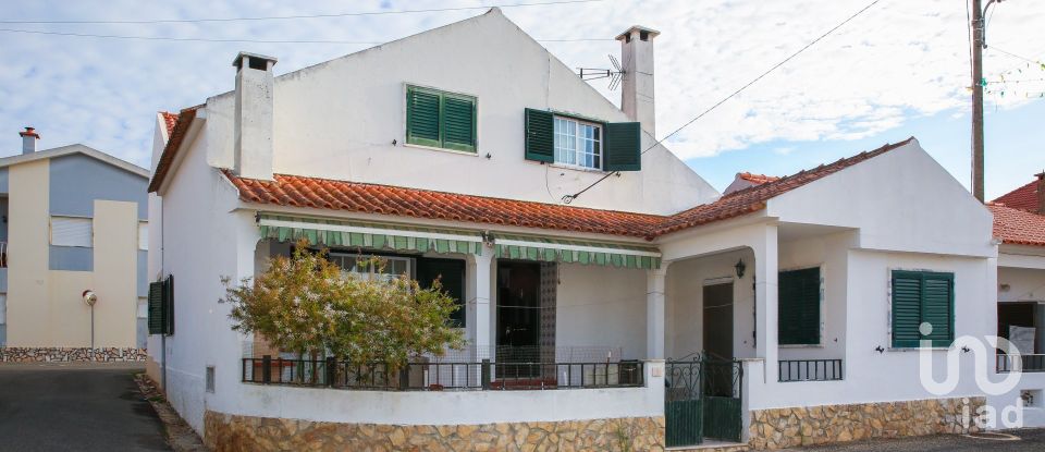 Moradia T3 em Tó de 83 m²