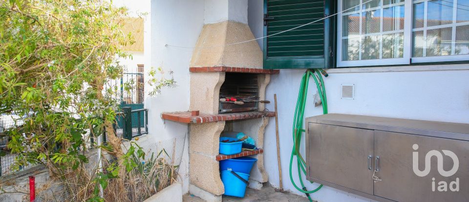 Moradia T3 em Tó de 83 m²