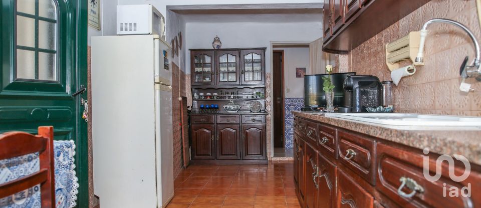 Moradia T3 em Tó de 83 m²