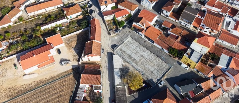 Moradia T3 em Tó de 83 m²