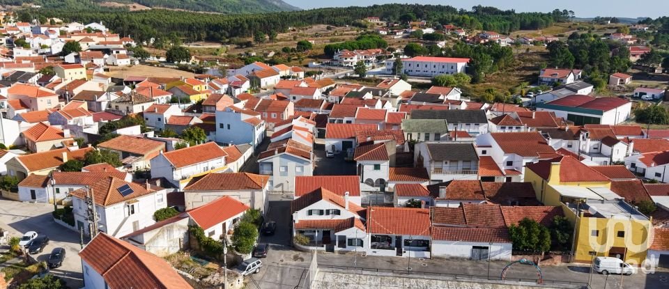 Moradia T3 em Tó de 83 m²