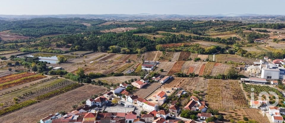 Moradia T3 em Tó de 83 m²