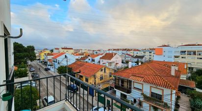 Appartement T2 à Quinta do Conde de 79 m²