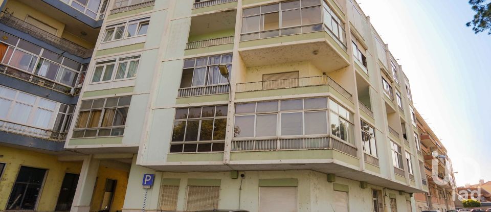 Apartamento T1 em Algés, Linda-a-Velha e Cruz Quebrada-Dafundo de 55 m²