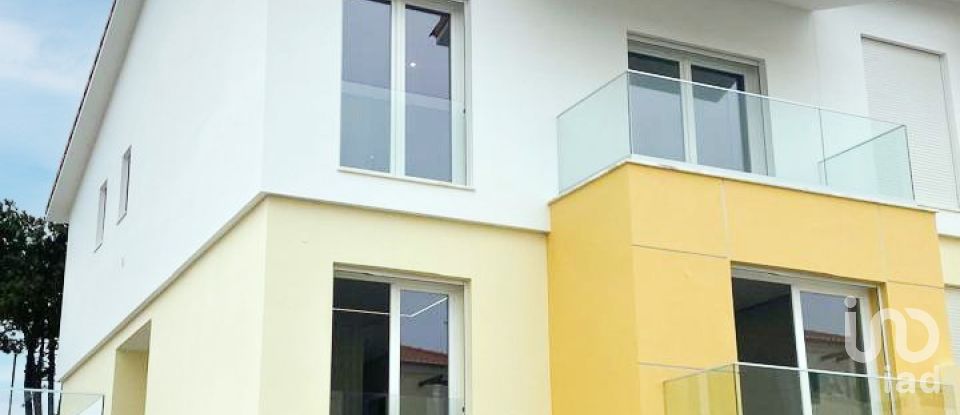 Maison T3 à Ericeira de 227 m²