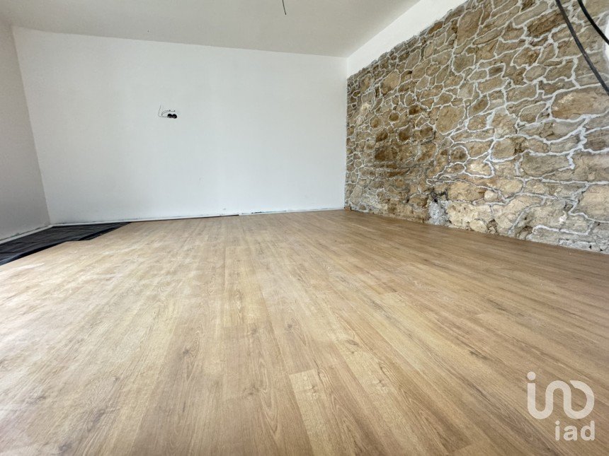 House T3 in Ventosa of 144 m²