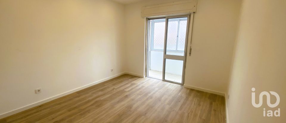 Apartamento T3 em Agualva de 88 m²