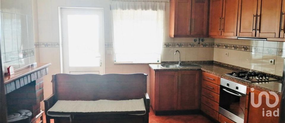 Moradia T3 em Lombo de 219 m²