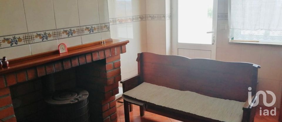 Moradia T3 em Lombo de 219 m²