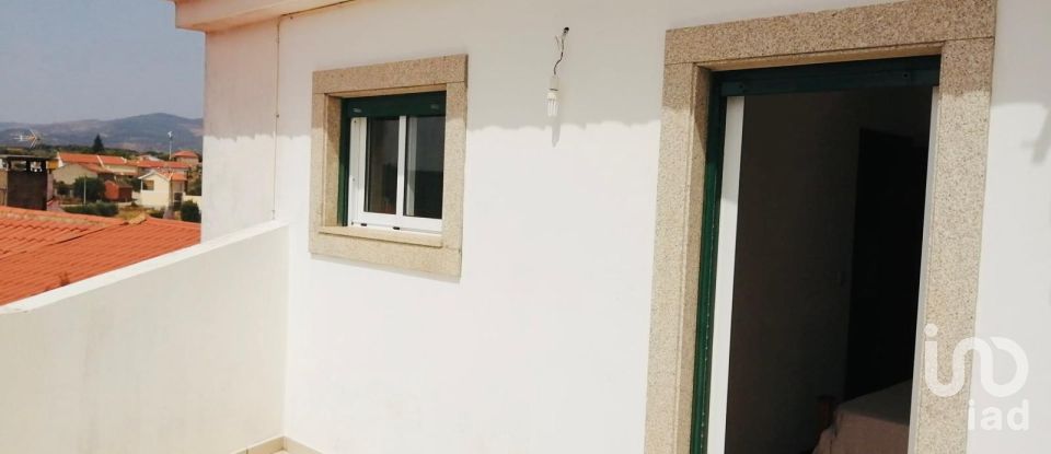 Moradia T3 em Lombo de 219 m²