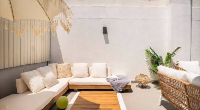 Building in Costa da Caparica of 450 m²