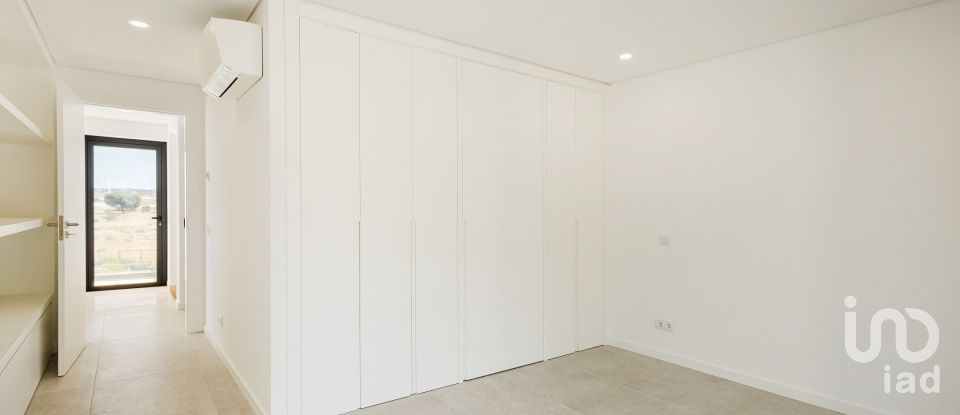 Moradia T3 em Albufeira e Olhos de Água de 200 m²