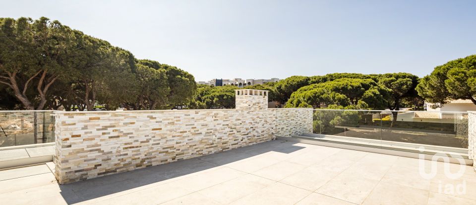 Moradia T3 em Albufeira e Olhos de Água de 200 m²