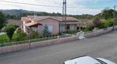 Maison T3 à Arrifana de 228 m²