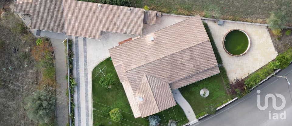 Moradia T3 em Arrifana de 228 m²