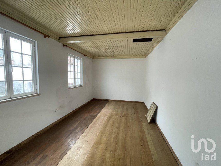 Moradia T2 em Semide e Rio Vide de 104 m²