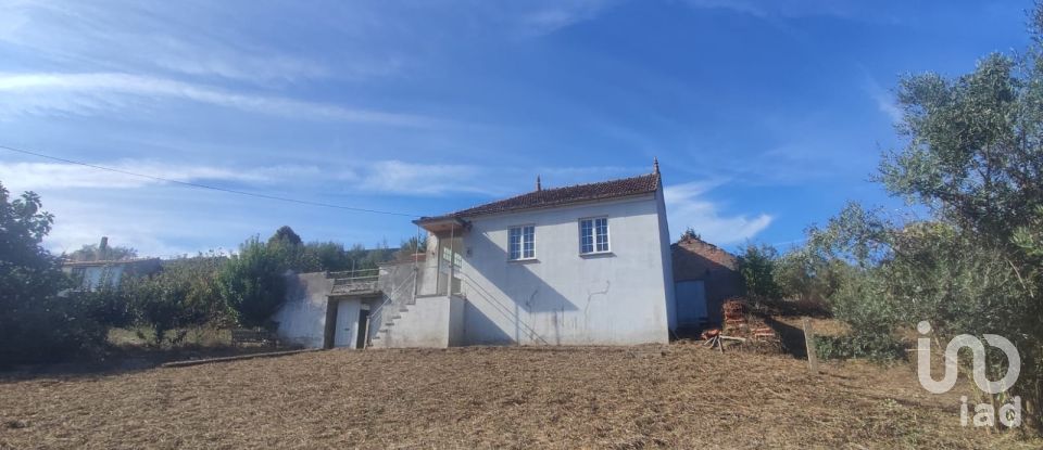 Moradia T2 em Semide e Rio Vide de 104 m²