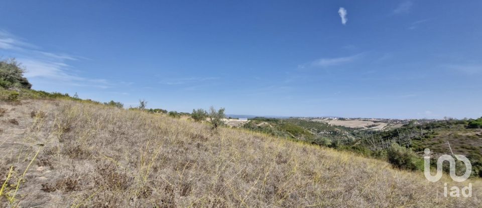Terreno em Abitureiras de 17 600 m²