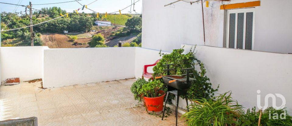 Moradia T2 em Aldeia Galega da Merceana e Aldeia Gavinha de 85 m²