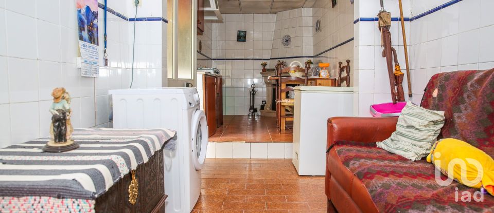 Moradia T2 em Aldeia Galega da Merceana e Aldeia Gavinha de 85 m²