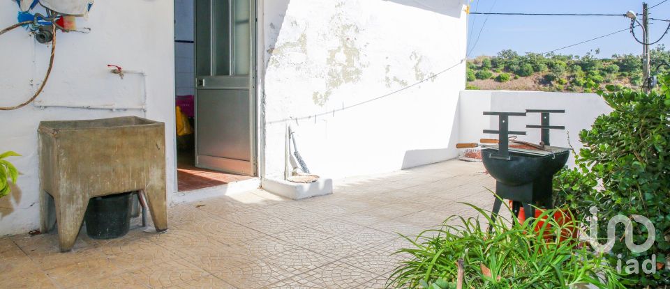 Moradia T2 em Aldeia Galega da Merceana e Aldeia Gavinha de 85 m²