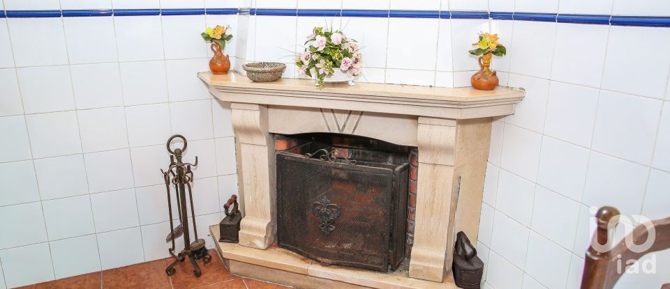 Moradia T2 em Aldeia Galega da Merceana e Aldeia Gavinha de 85 m²