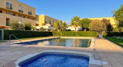 Immeuble à Quarteira de 74 m²