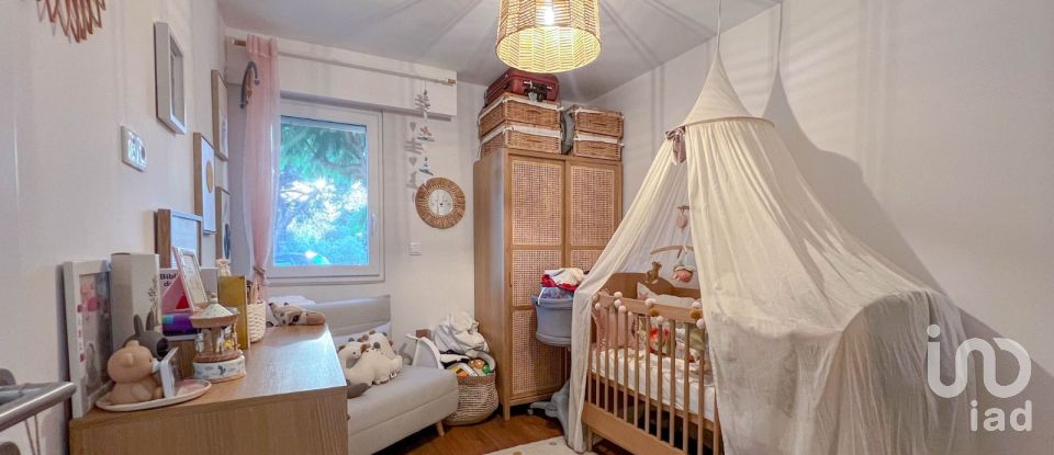 Building in Quarteira of 74 m²