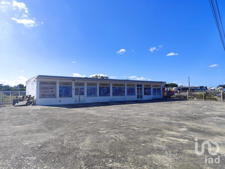 Hangar à Aveiras de Baixo de 210 m²