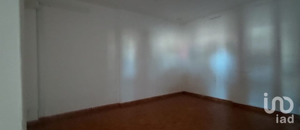 Hangar à Aveiras de Baixo de 210 m²