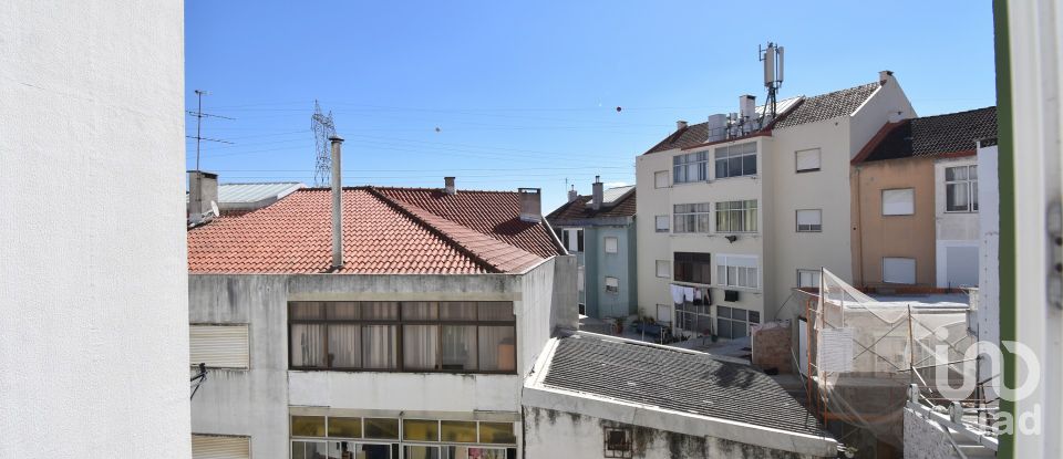 Apartamento T2 em Alverca do Ribatejo e Sobralinho de 80 m²