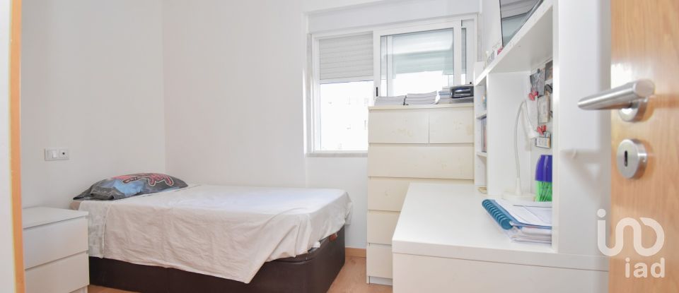 Apartamento T2 em Alverca do Ribatejo e Sobralinho de 80 m²