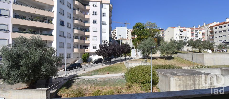 Apartamento T2 em Alverca do Ribatejo e Sobralinho de 80 m²