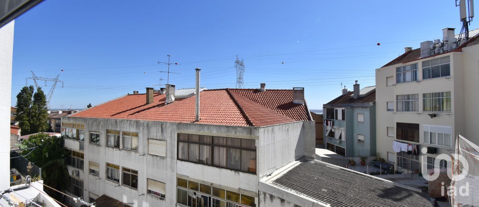 Apartamento T2 em Alverca do Ribatejo e Sobralinho de 80 m²