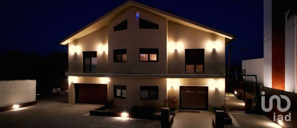 Moradia T7 em Oliveira do Bairro de 850 m²