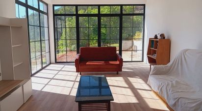 House T3 in Castanheira de Pêra e Coentral of 261 m²