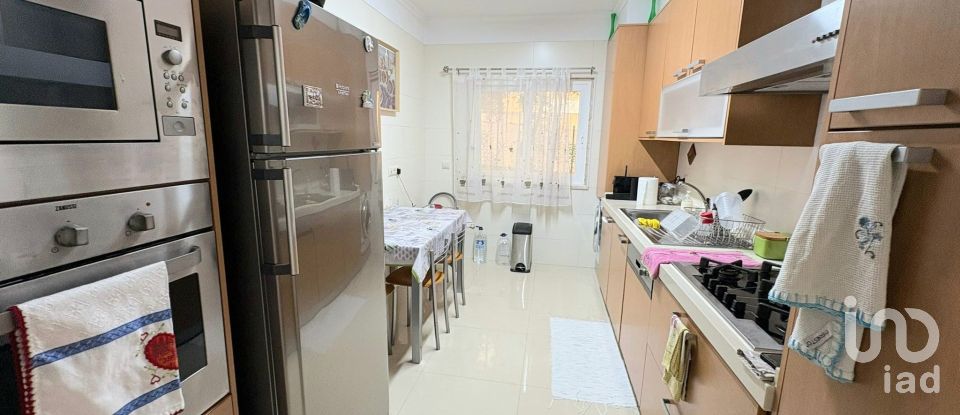 Apartamento T2 em Agualva E Mira-Sintra de 88 m²