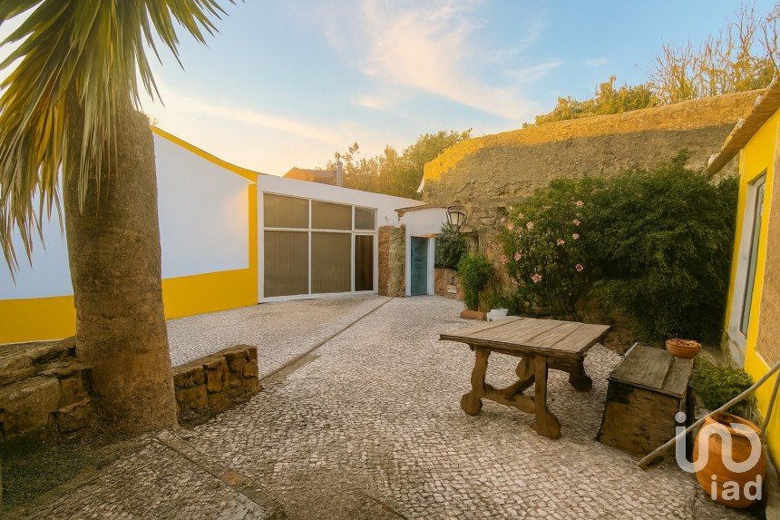 Moradia térrea T2 em Caldas da Rainha - Nossa Senhora do Pópulo, Coto e São Gregório de 273 m²