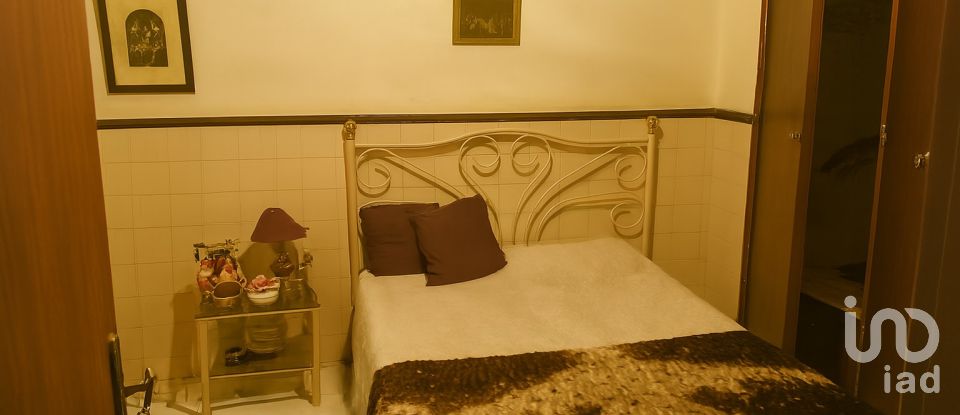 Moradia térrea T2 em Caldas da Rainha - Nossa Senhora do Pópulo, Coto e São Gregório de 273 m²