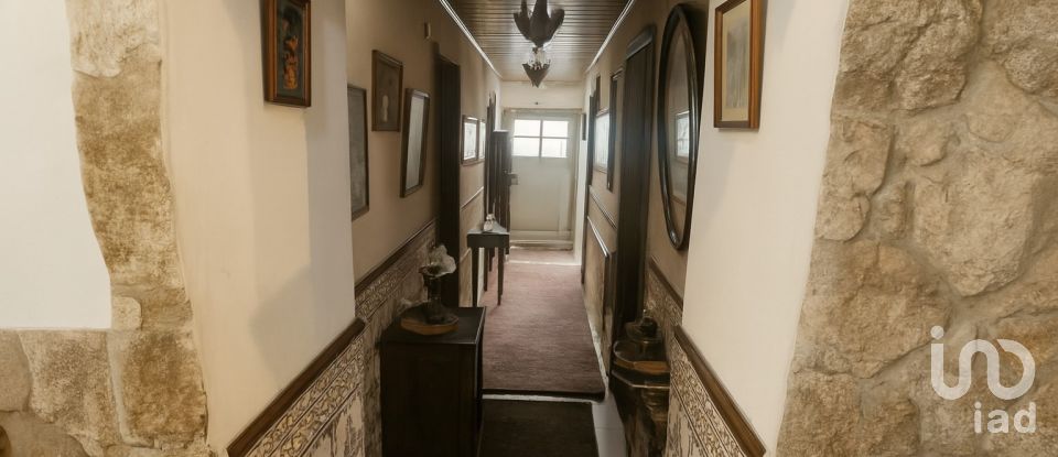 Moradia térrea T2 em Caldas da Rainha - Nossa Senhora do Pópulo, Coto e São Gregório de 273 m²