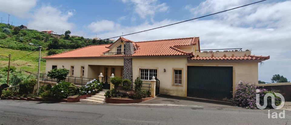 Moradia T3 em Canhas de 248 m²