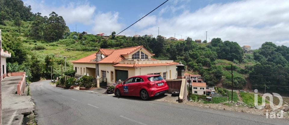 Moradia T3 em Canhas de 248 m²