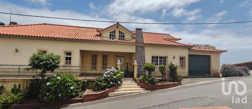 Moradia T3 em Canhas de 248 m²