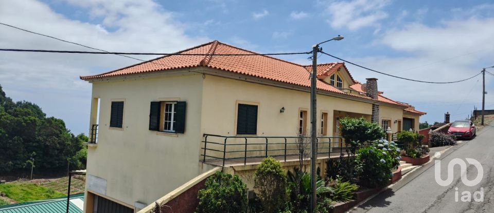 Moradia T3 em Canhas de 248 m²