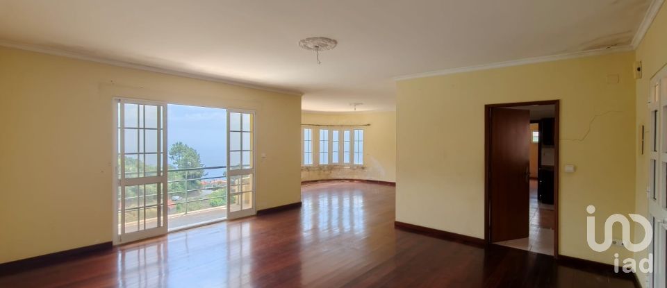 Moradia T3 em Canhas de 248 m²