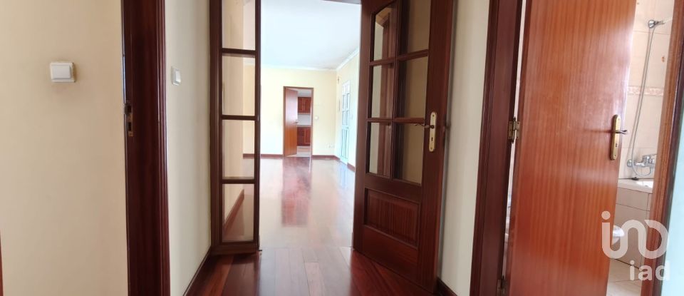 Moradia T3 em Canhas de 248 m²