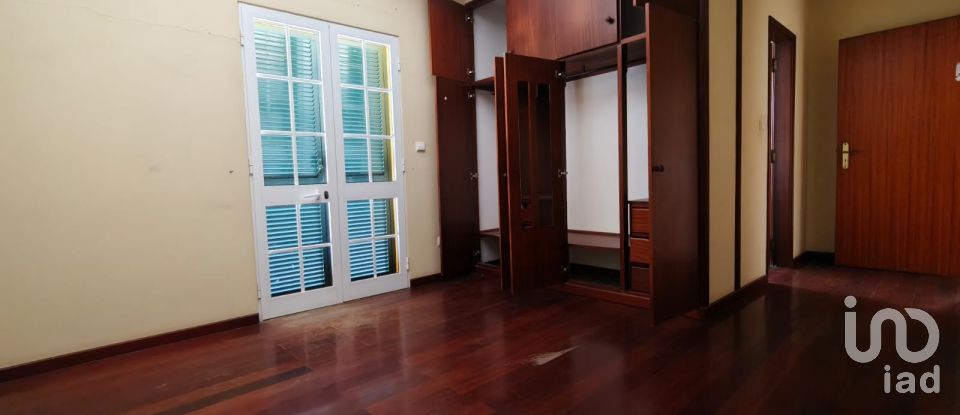 Moradia T3 em Canhas de 248 m²