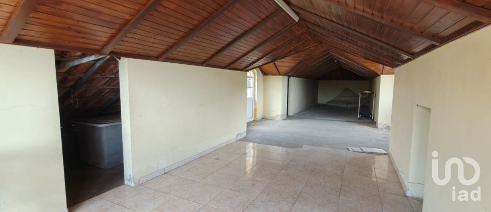 Moradia T3 em Canhas de 248 m²