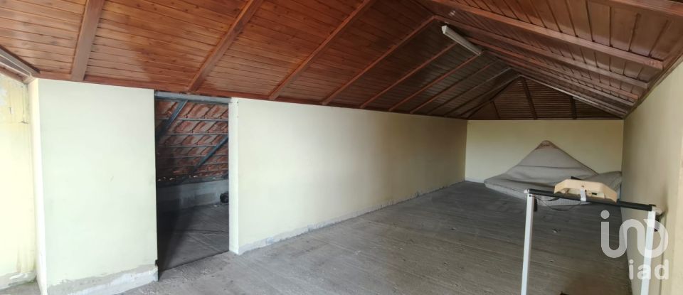 Moradia T3 em Canhas de 248 m²